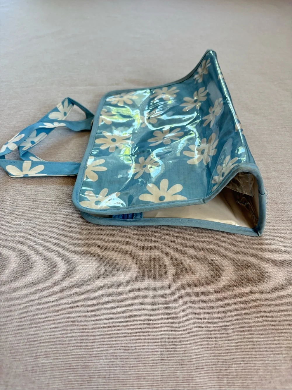 Vintage blue daisy boho vinyl clutch pouch.
